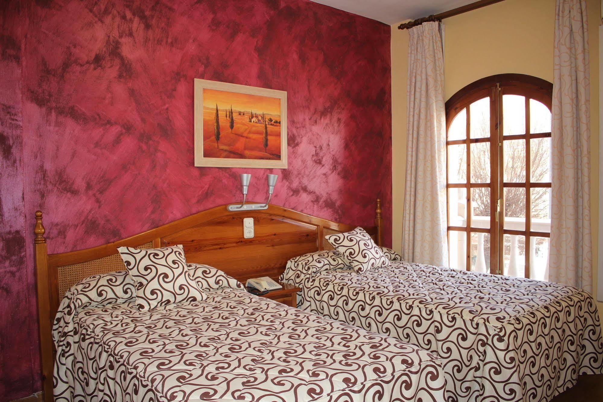Hotel La Curva อัลโบโลเต ภายนอก รูปภาพ